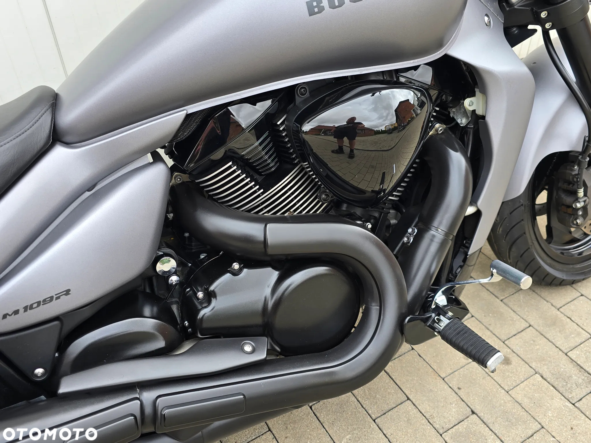 Suzuki Boulevard - 4