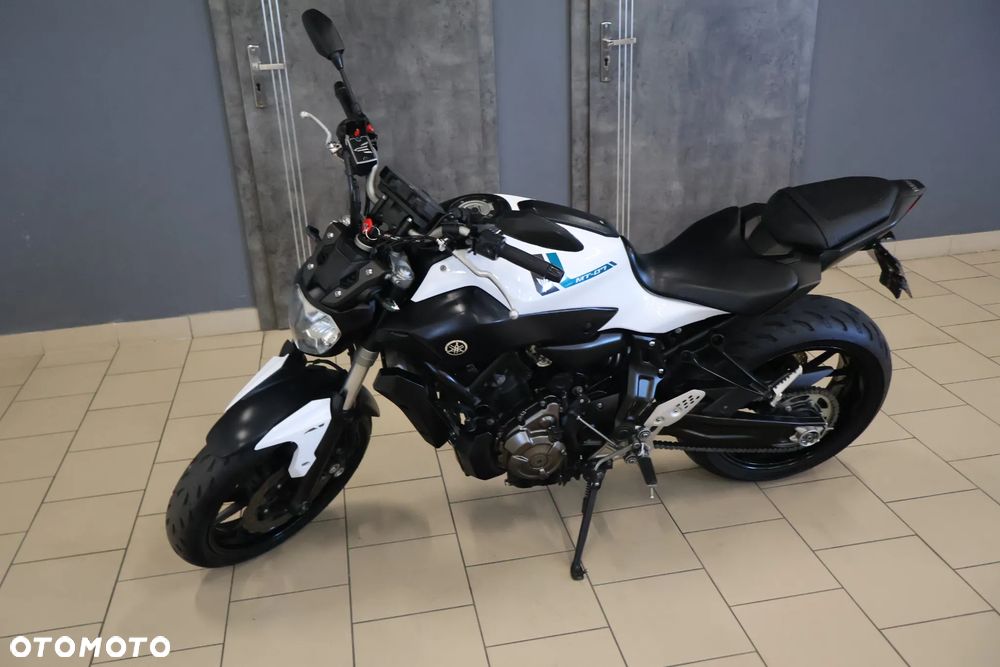 Yamaha MT - 13