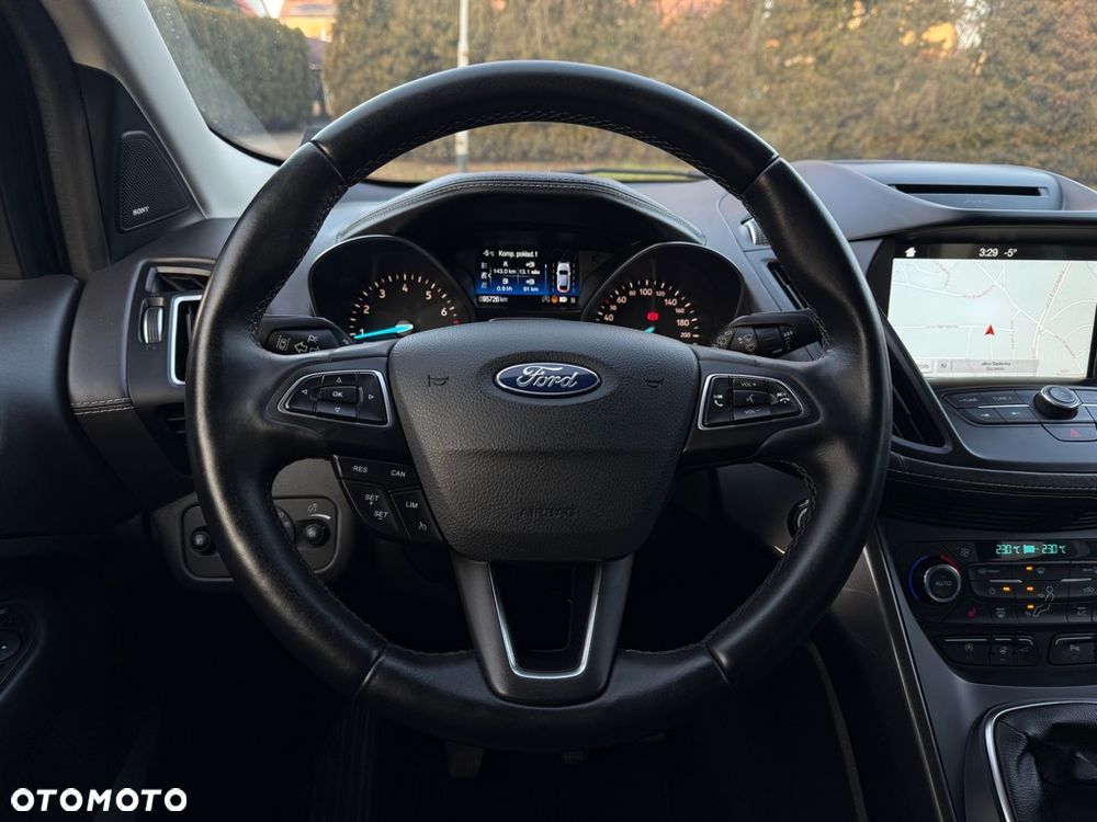 Ford Kuga 1.5 EcoBoost 2x4 Vignale - 20