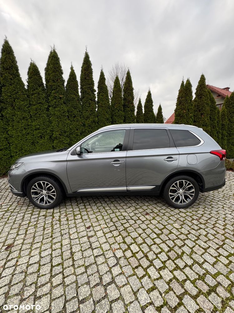 Mitsubishi Outlander 2016 photo 3