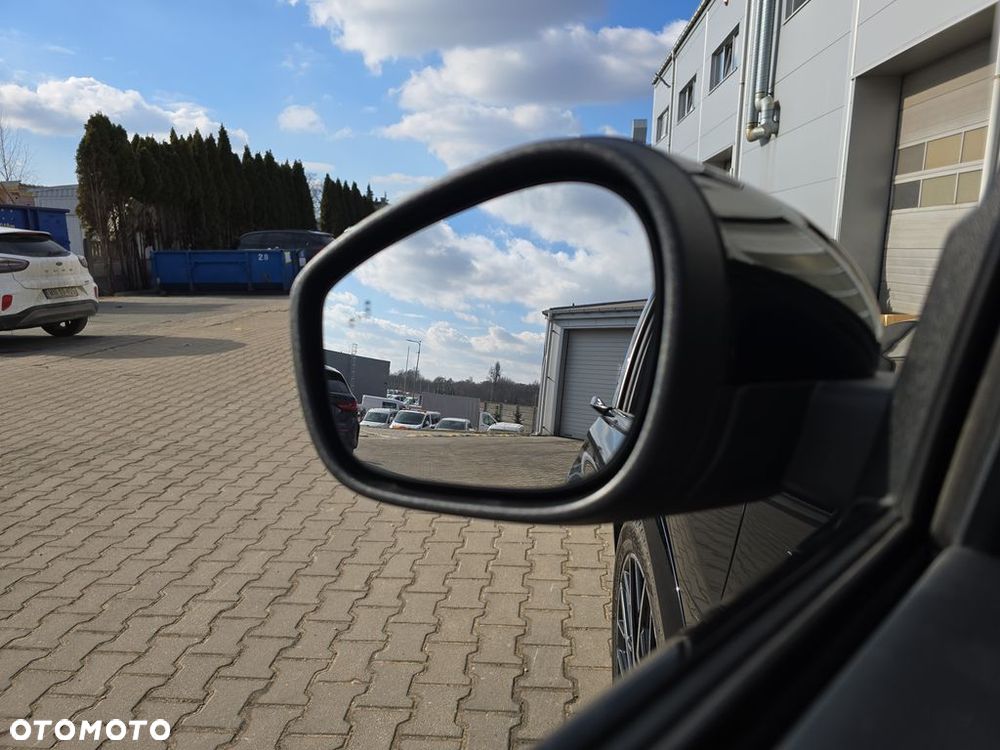 Ford Mustang Mach-E 91 kWh AWD GT - 25