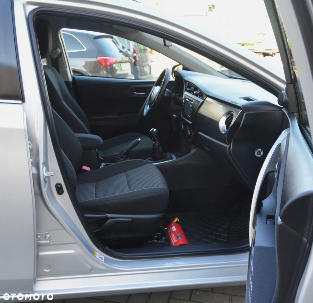 Toyota Auris - 28