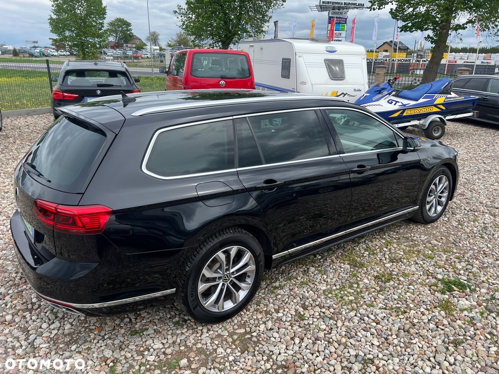 Volkswagen Passat 2.0 TDI SCR Highline - 11