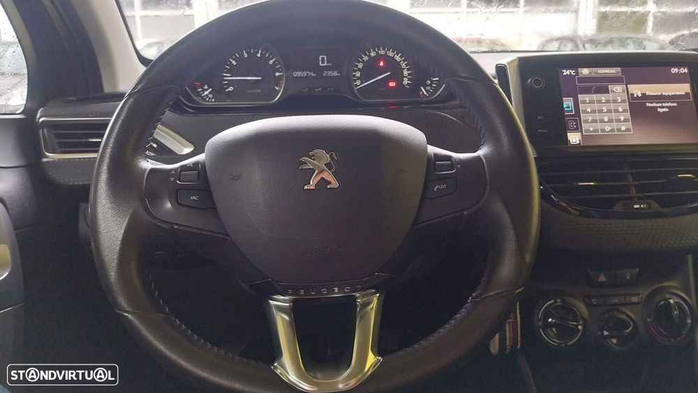 Peugeot 2008 1.2 PureTech Active - 6