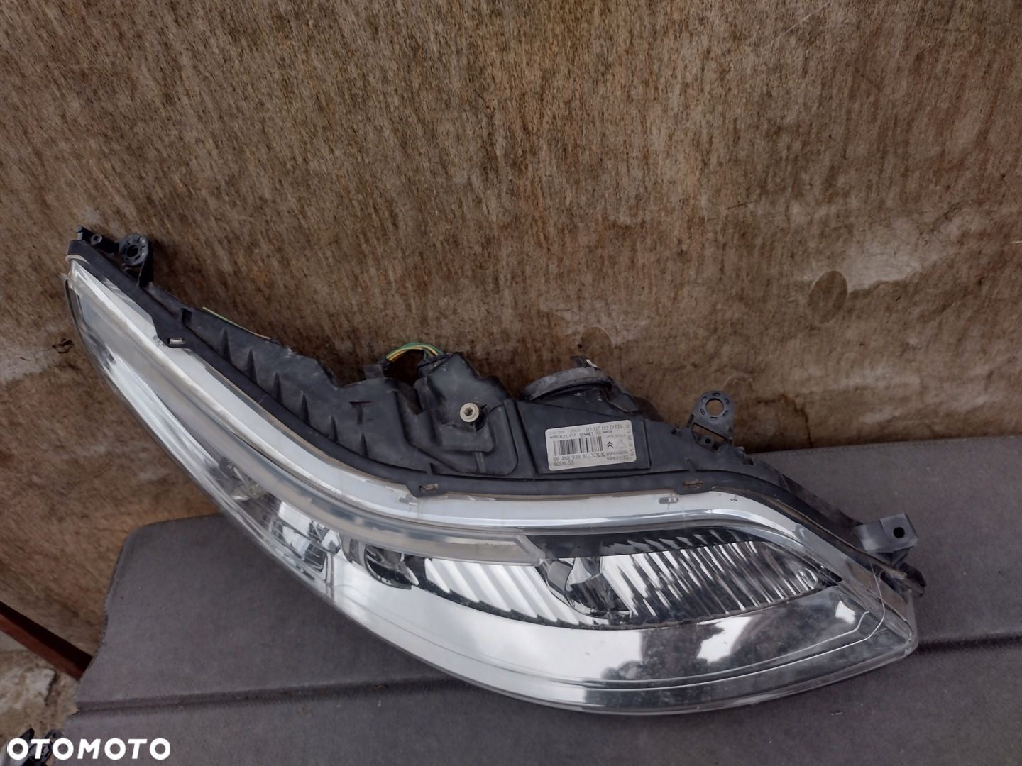 lampa citroen c4 I prawa eu cała - 2