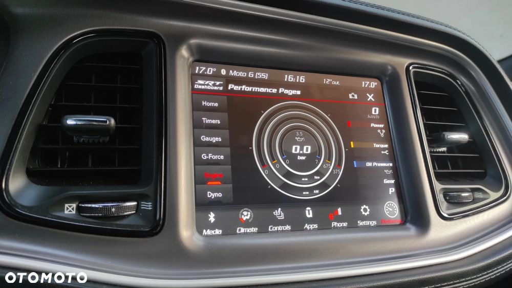 Dodge Challenger 6.4 Scat Pack - 32