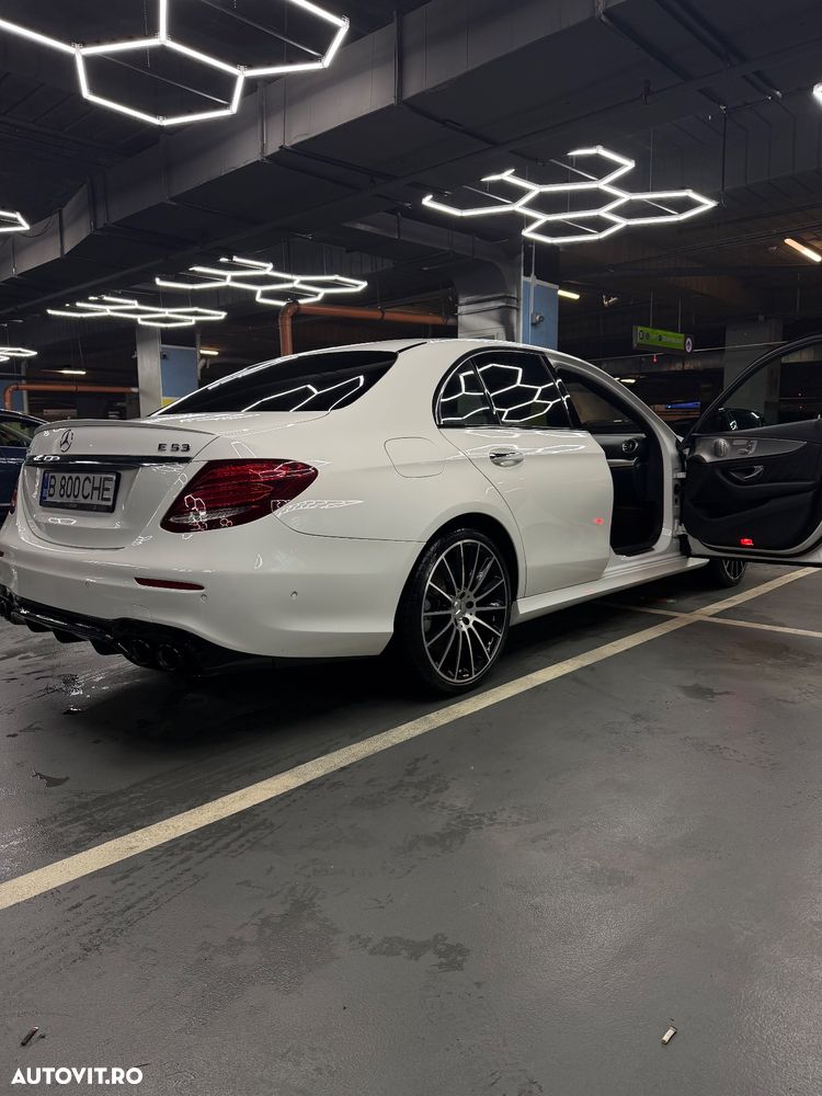 Mercedes-Benz E 53 AMG 4Matic AMG Speedshift 9G-MCT - 3