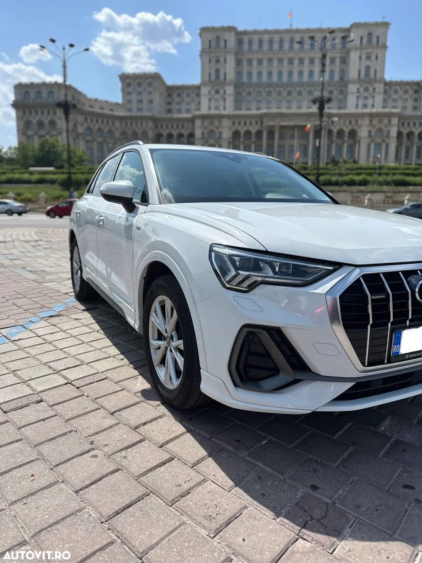 Audi Q3 2.0 40 TFSI S tronic quattro - 12