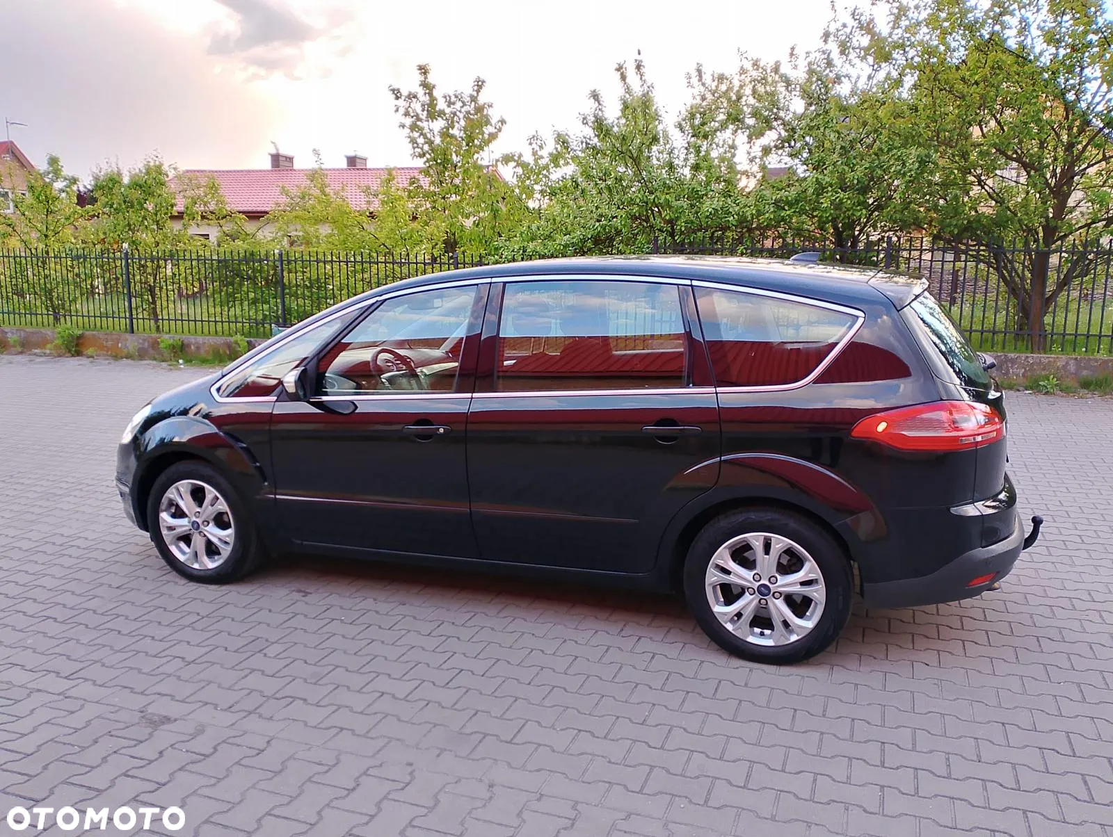 Ford S-Max 2.0 TDCi DPF Ambiente - 13