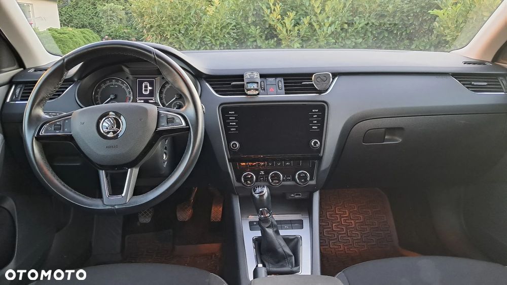 Skoda Octavia 1.6 TDI SCR Ambition - 7