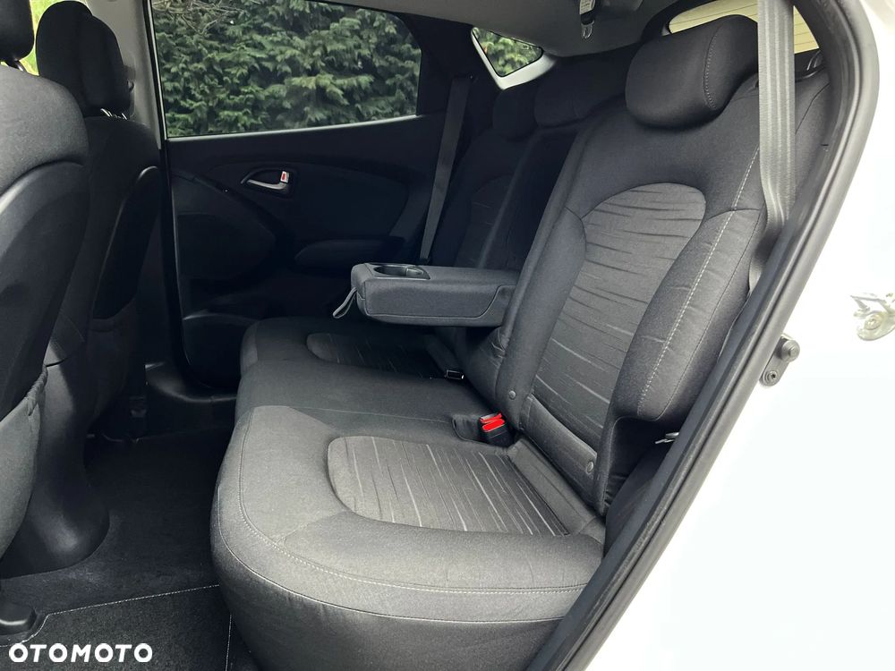 Hyundai ix35 1.6 2WD Fifa World Cup Edition - 22