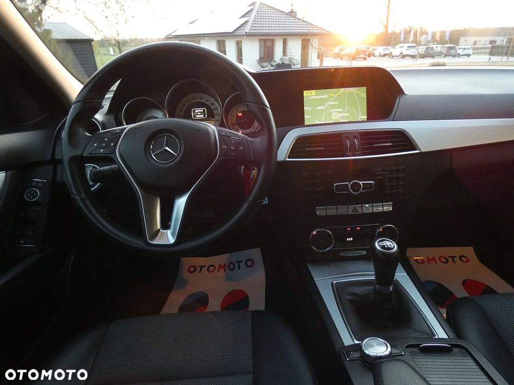 Mercedes-Benz Klasa C 180 Kompressor Avantgarde - 4