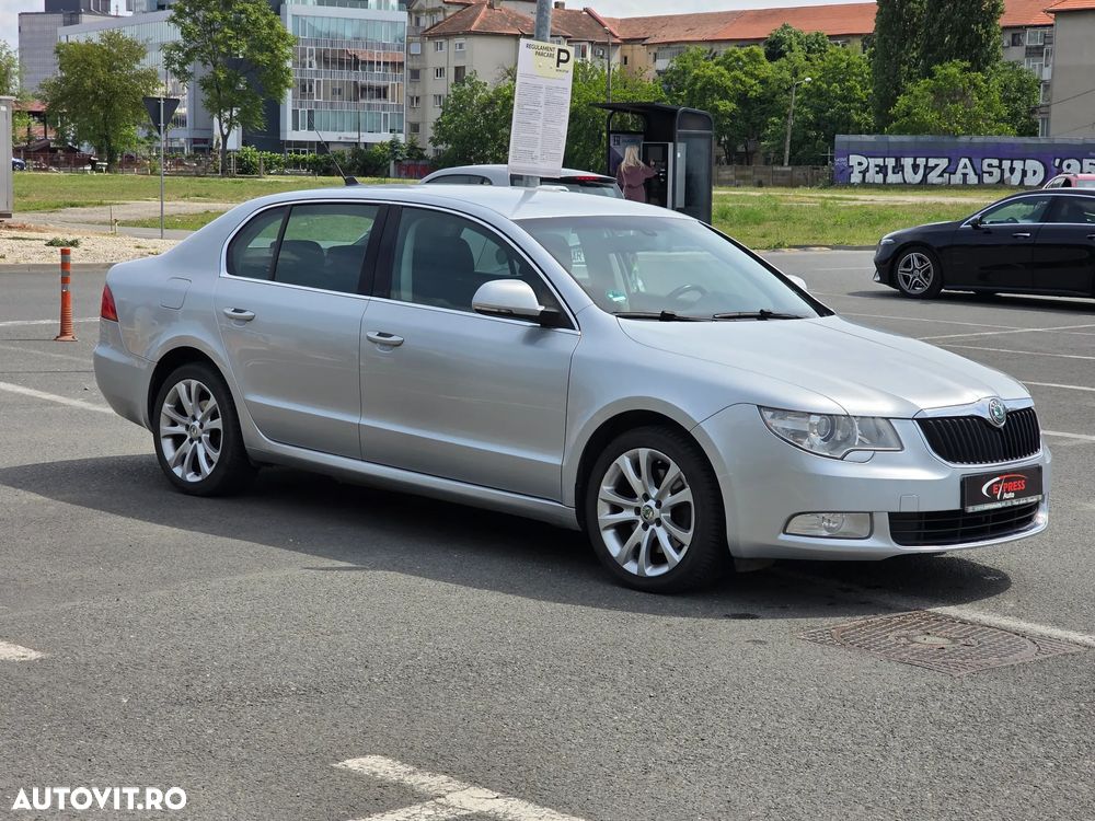 Skoda Superb 1.8 TSI Exclusive - 2