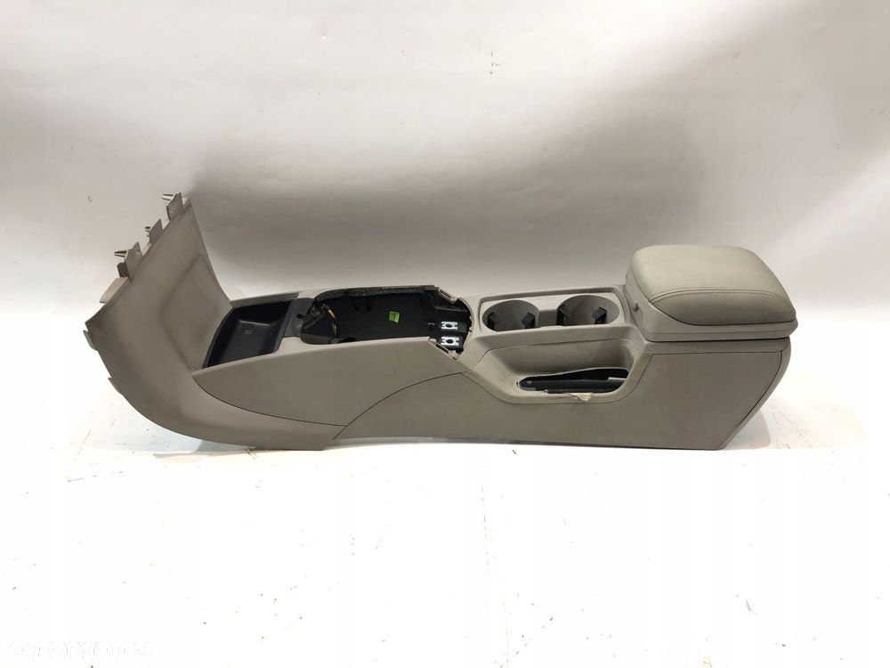 volvo v50 c30 s40 s60 tunel środkowy podłokietnik - 1