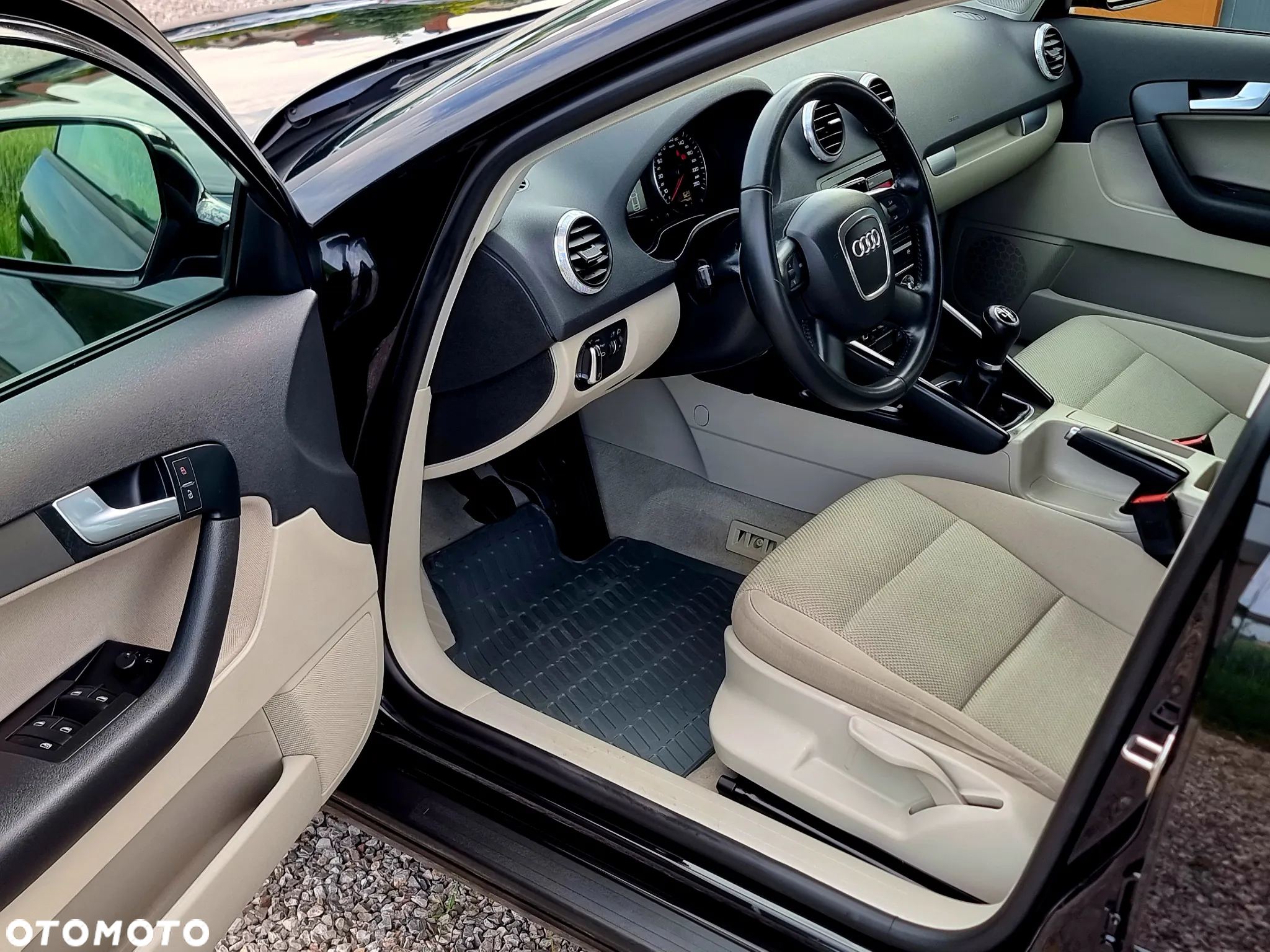 Audi A3 1.6 Attraction - 12