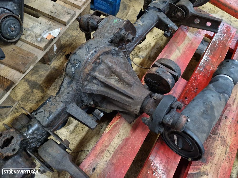 Eixo traseiro usado diferencial LAND ROVER DISCOVERY II 2 TD5 semi eixos travagem - 4