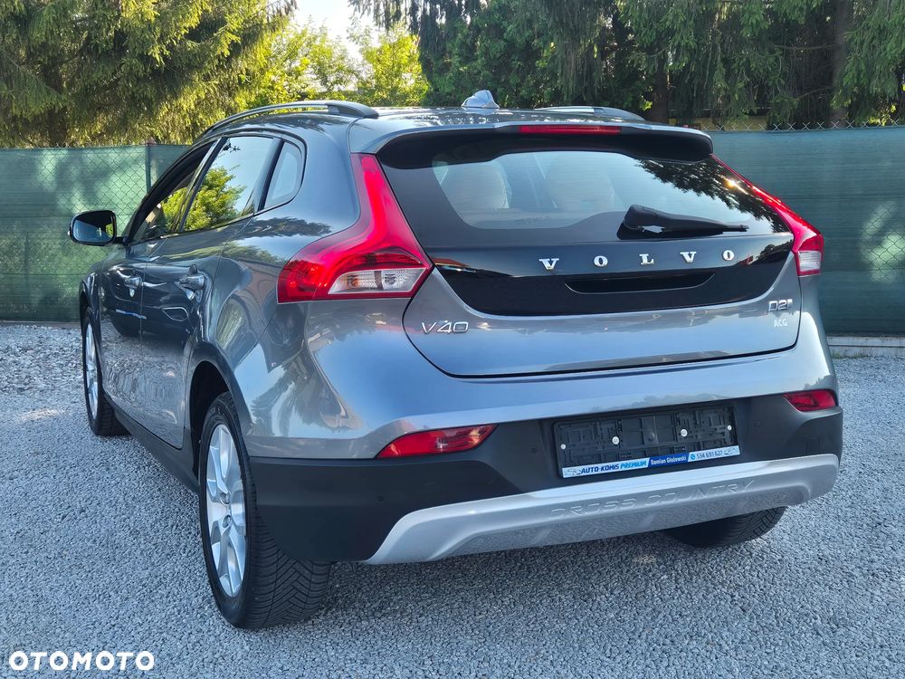 Volvo V40 Cross Country D2 Summum - 22