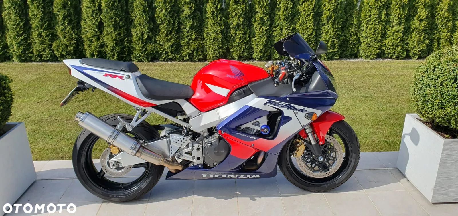 Honda CBR - 1