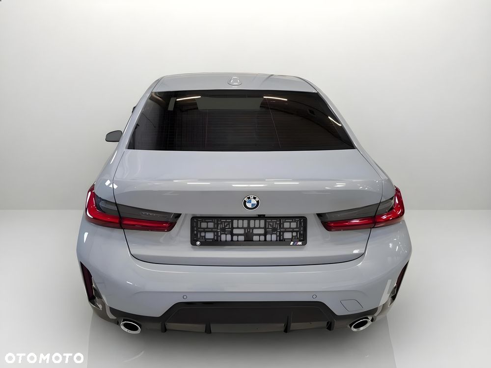 BMW Seria 3 318i M Sport - 5