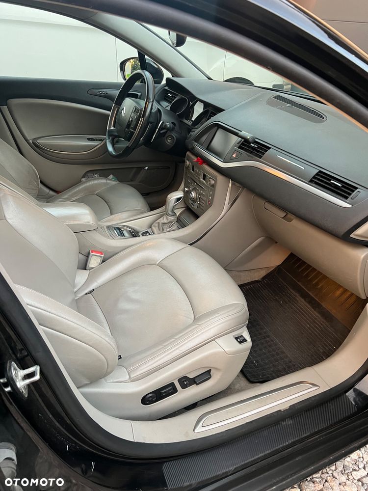 Citroën C5 3.0 HDi V6 Exclusive - 10