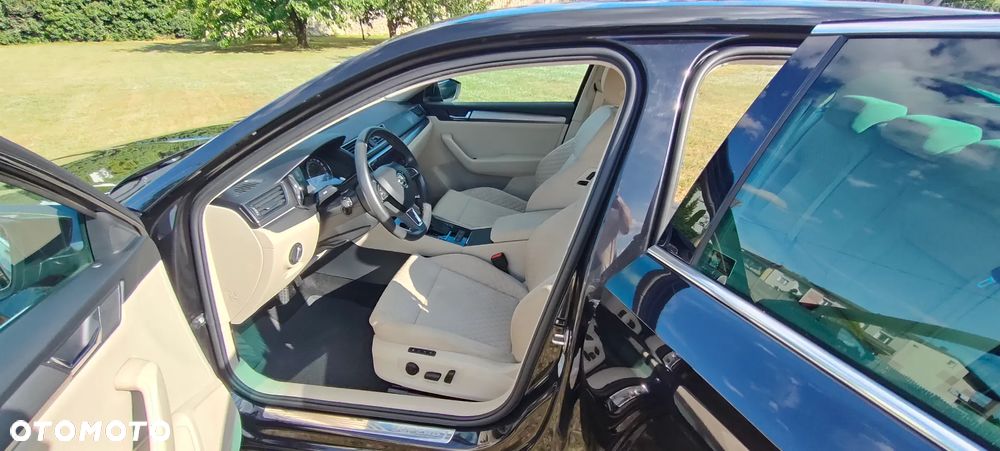 Skoda Superb 2.0 TDI Style DSG - 5