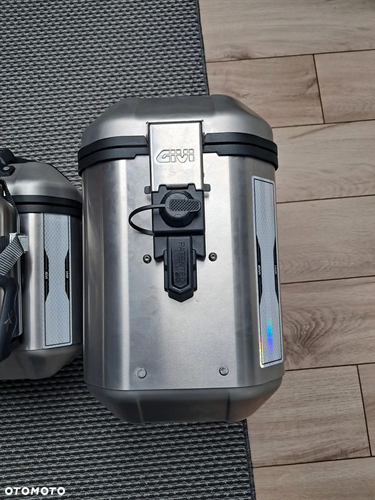 Kufry Givi Trekker Dolomiti - 21