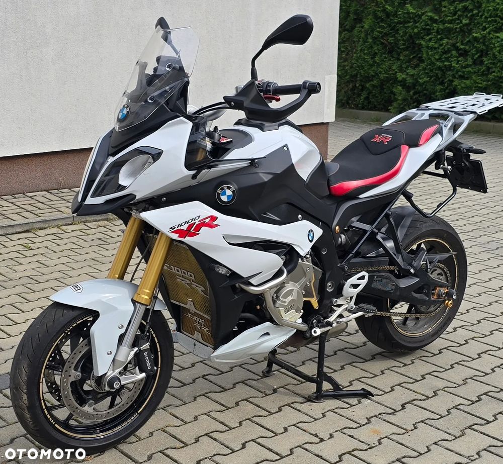 BMW XR - 2