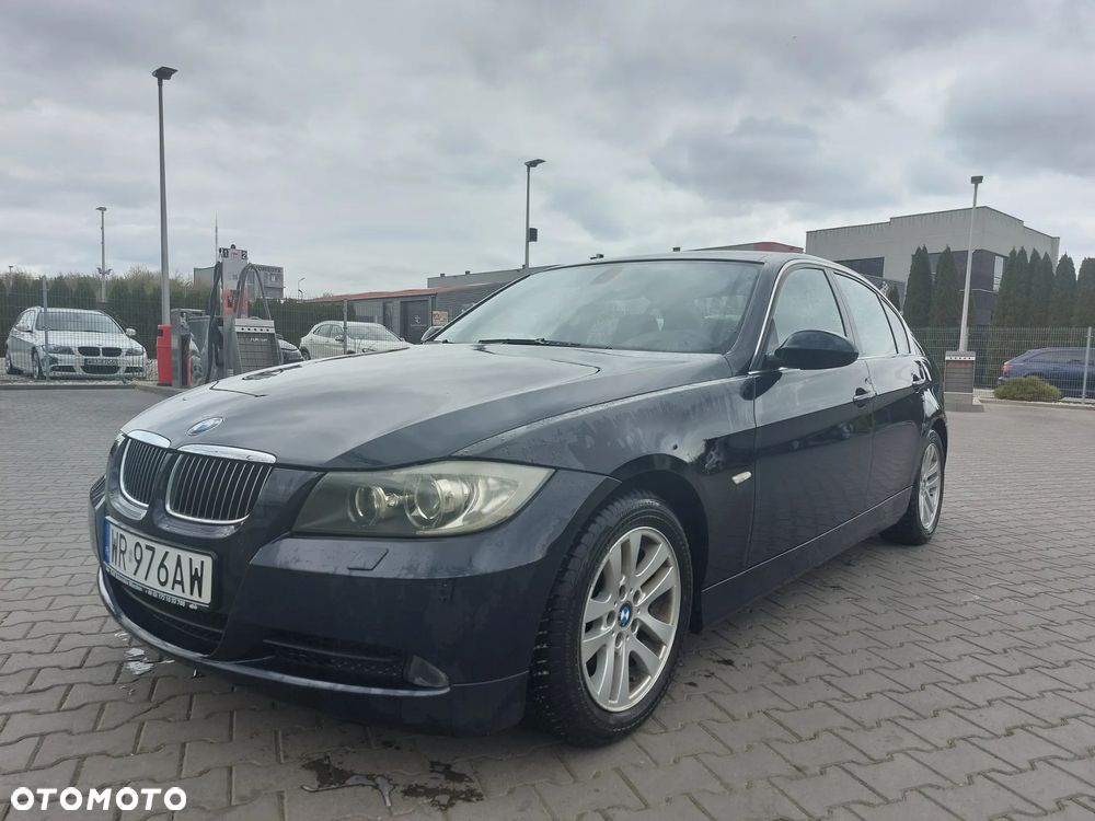 BMW Seria 3 325i - 1