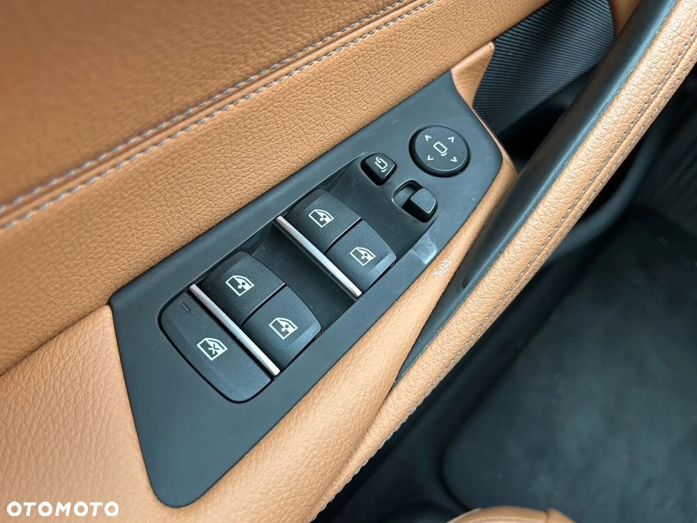 BMW Seria 5 520i mHEV Luxury Line sport - 22