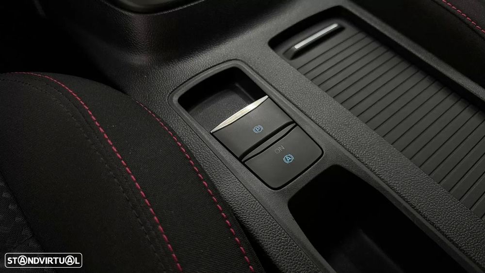 Ford Focus 1.0 EcoBoost S&S ST-LINE STYLE - 29