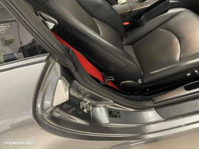 Porsche 911 Série F - 22