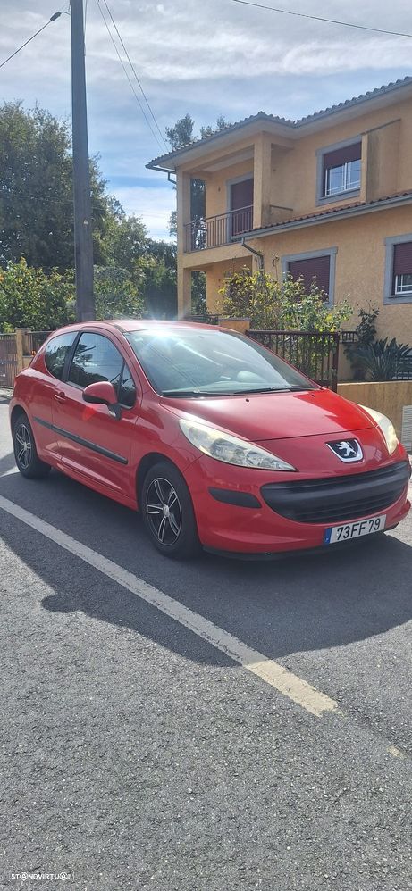 Peugeot 207 - 3