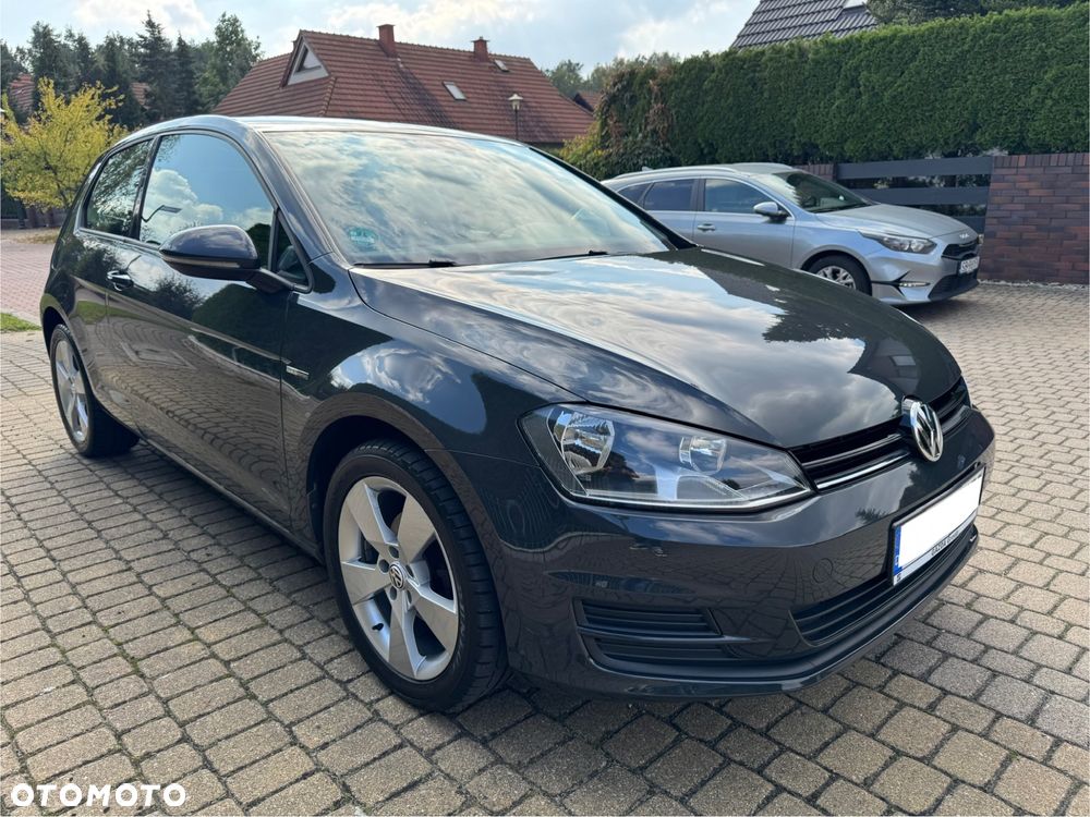 Volkswagen Golf - 31