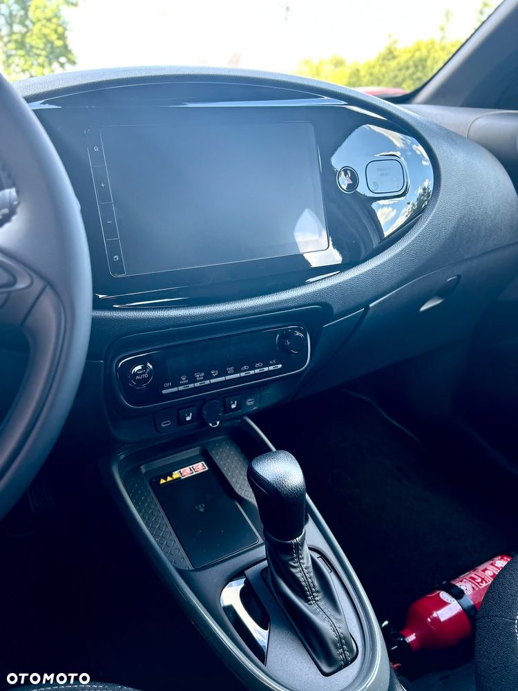 Toyota Aygo X Hybrid 1.5 Style e-CVT - 14