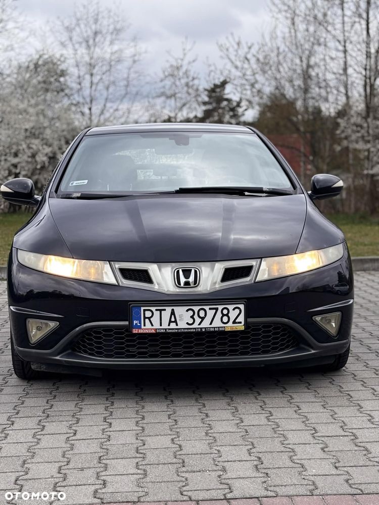 Honda Civic 1.8 Sport - 18