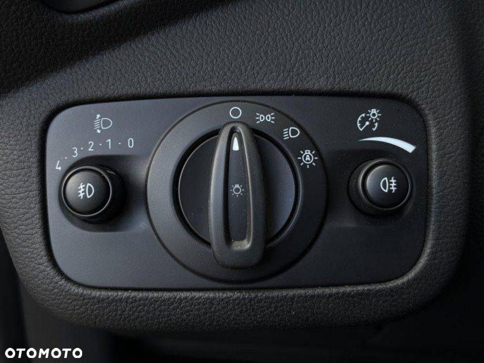 Ford Kuga - 8