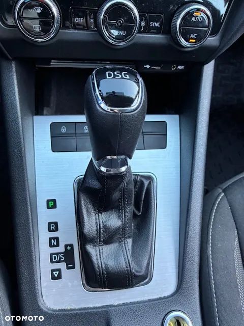 Skoda Octavia 1.4 TSI Ambition DSG - 27