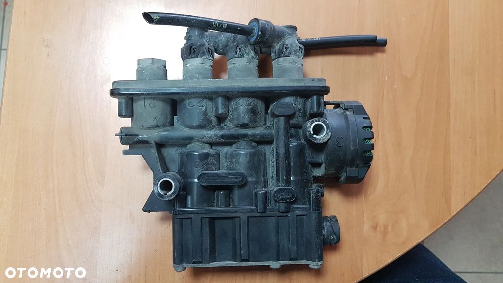 ELEKTROZAWÓr BLOKOWY VOLVO FH13 21083657 K019820 - 2