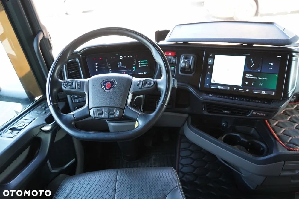 Scania S 500 / RETARDER / KLIMA POSTOJOWA / SKÓRY / 2025 R - 26