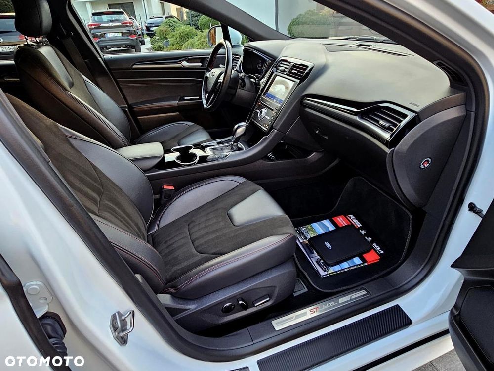 Ford Mondeo - 28