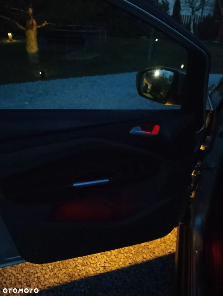Ford C-MAX - 21
