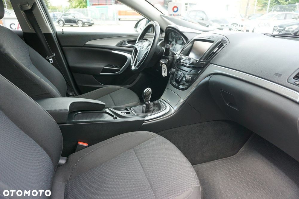 Opel Insignia - 27