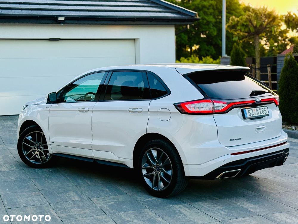 Ford Edge 2.0 TDCi Twin-Turbo 4WD ST-Line - 34