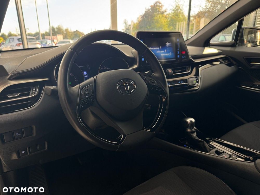 Toyota C-HR - 8