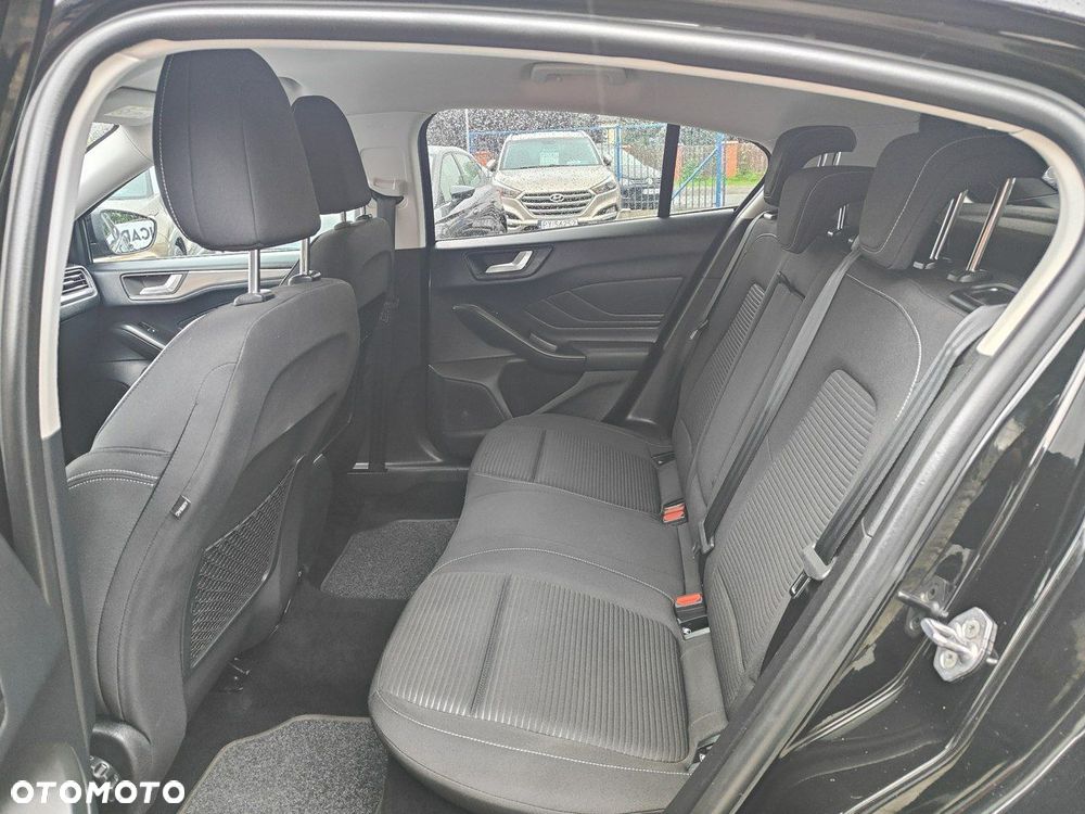 Ford Focus 1.5 EcoBlue Start-Stopp-System TITANIUM STYLE - 28