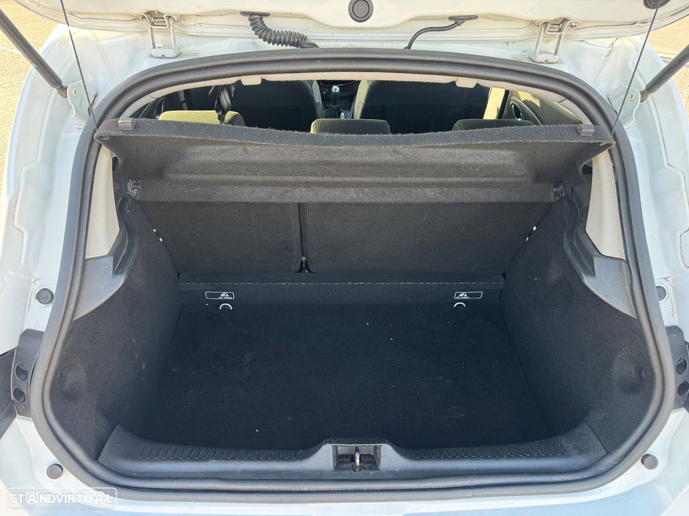 Renault Clio dCi 90 Dynamique - 9