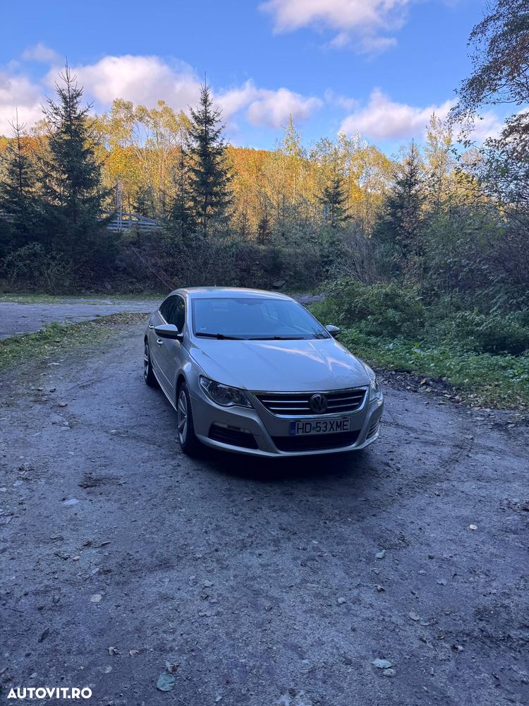 Volkswagen Passat CC - 1