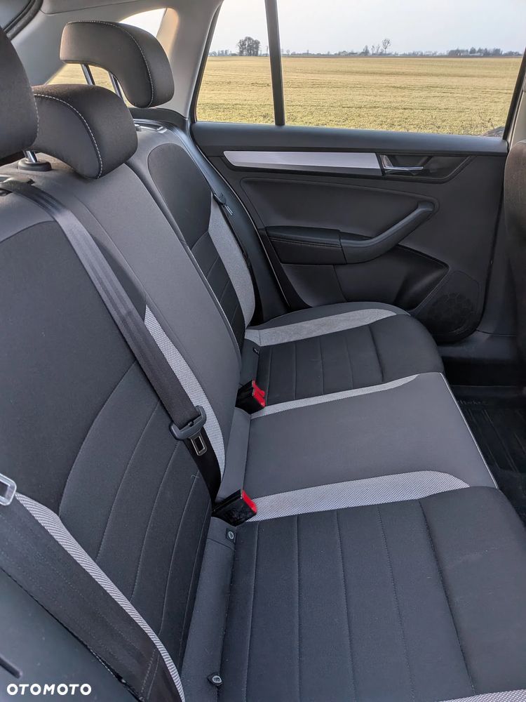 Skoda RAPID 1.0 TSI Ambition - 14