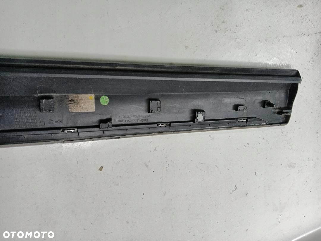 LISTWA DRZWI PRAWY PRZÓD PRZEDNIA VW T-ROC - 8