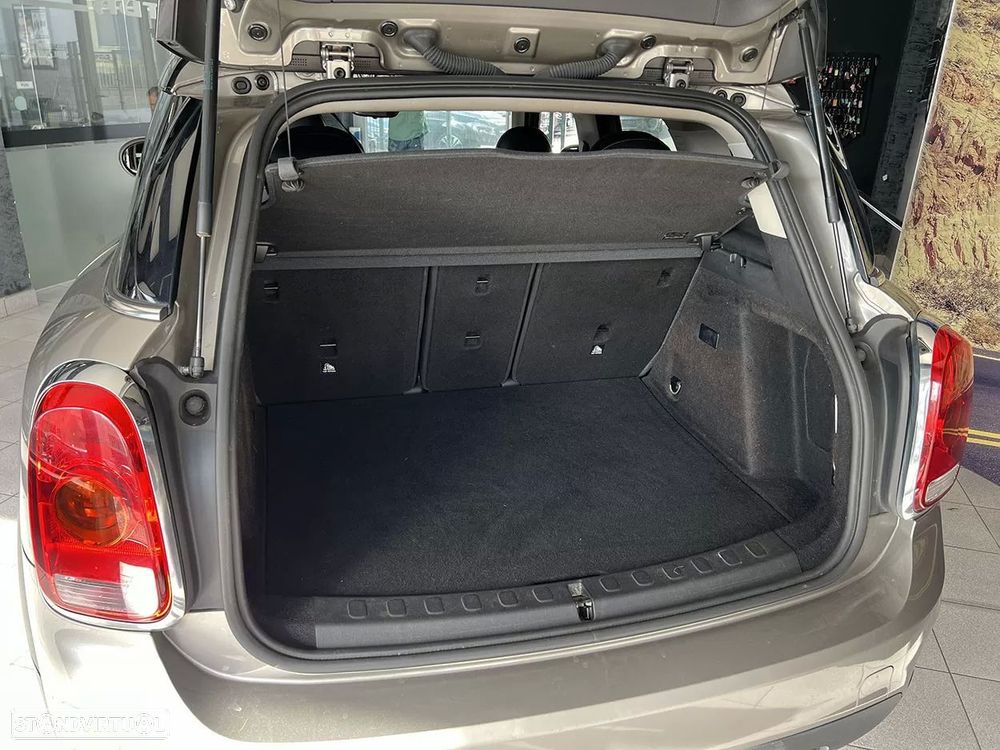 MINI Countryman Cooper SE ALL4 Auto - 23